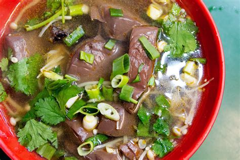  Spicy And Savory Tonghua Pork Blood Soup: Will You Dare To Try This Jilin Province Delight?